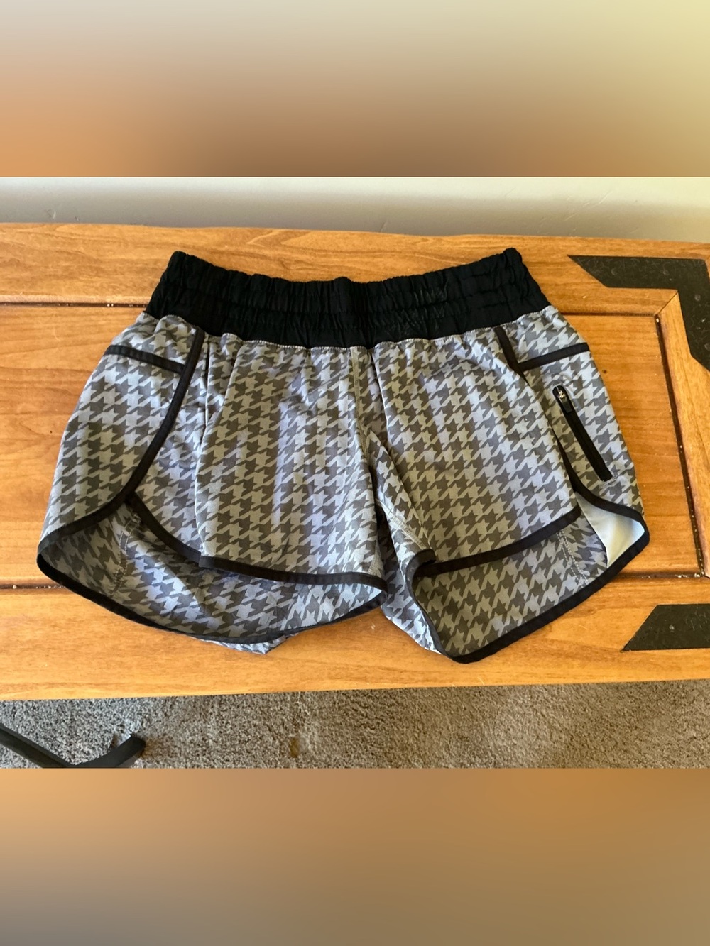 lululemon tracker short II Black and Gray Houndstooth Athletic Shorts